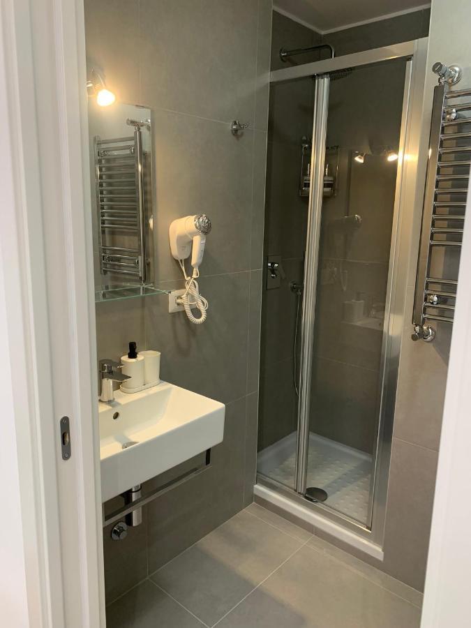 Ecclesia Domus Vatican Inn Рим Экстерьер фото