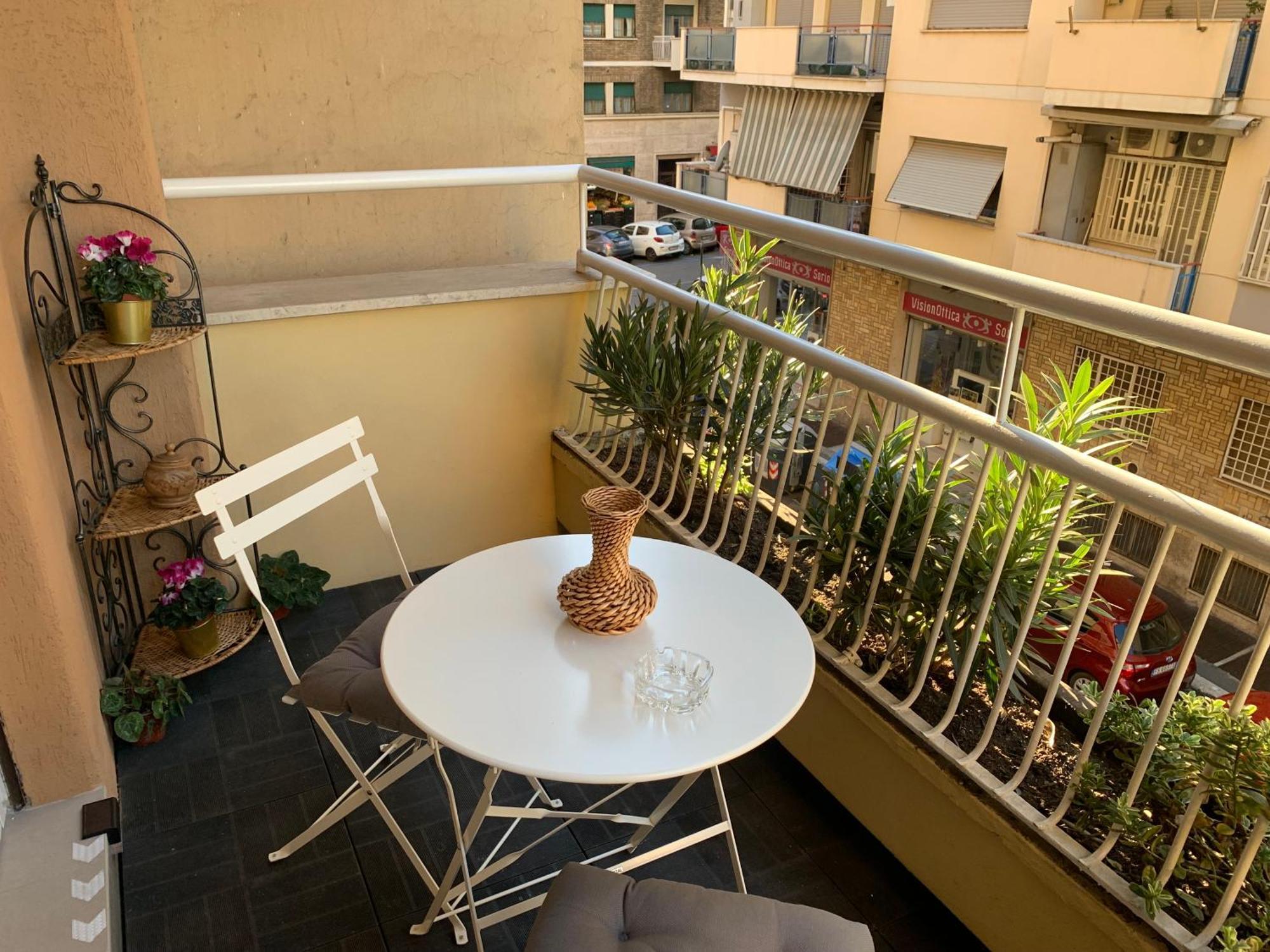 Ecclesia Domus Vatican Inn Рим Экстерьер фото